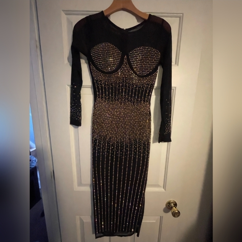 Elegant Black and Gold Women's Dress